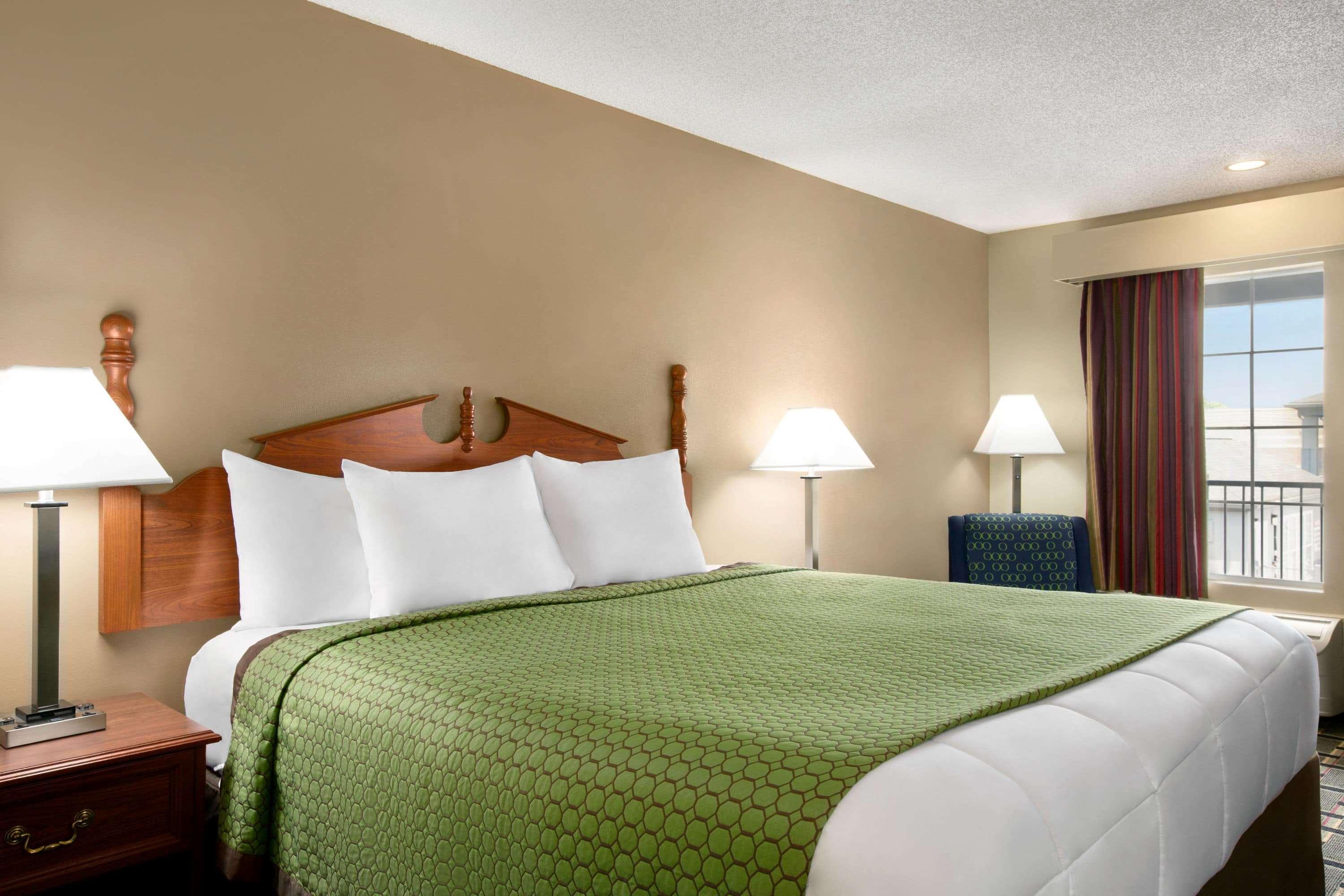 เบย์มอนต์ บาย วินด์แฮม วอร์เนอร์ โรบินส์ Motel ภายนอก รูปภาพ