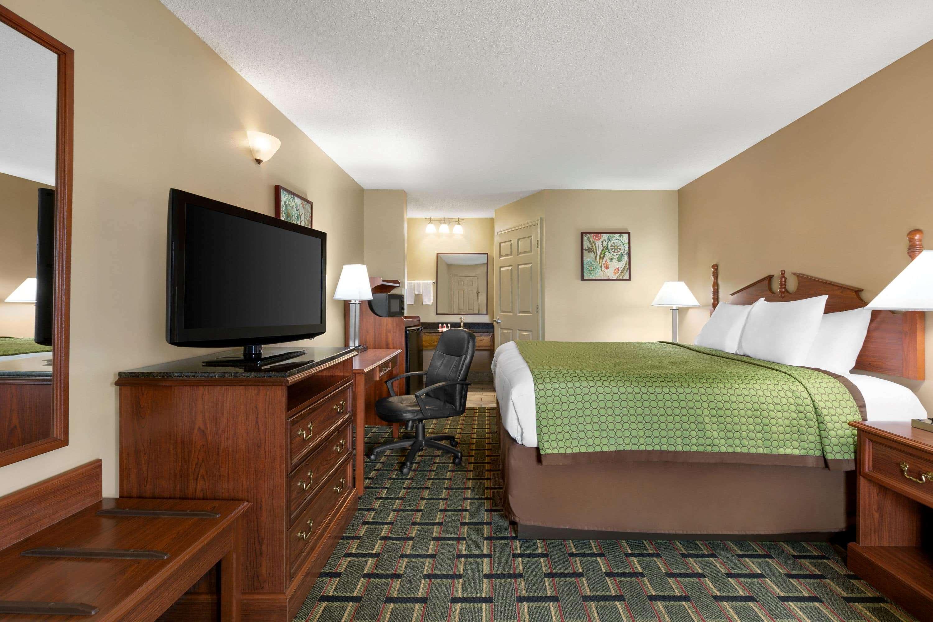 เบย์มอนต์ บาย วินด์แฮม วอร์เนอร์ โรบินส์ Motel ภายนอก รูปภาพ