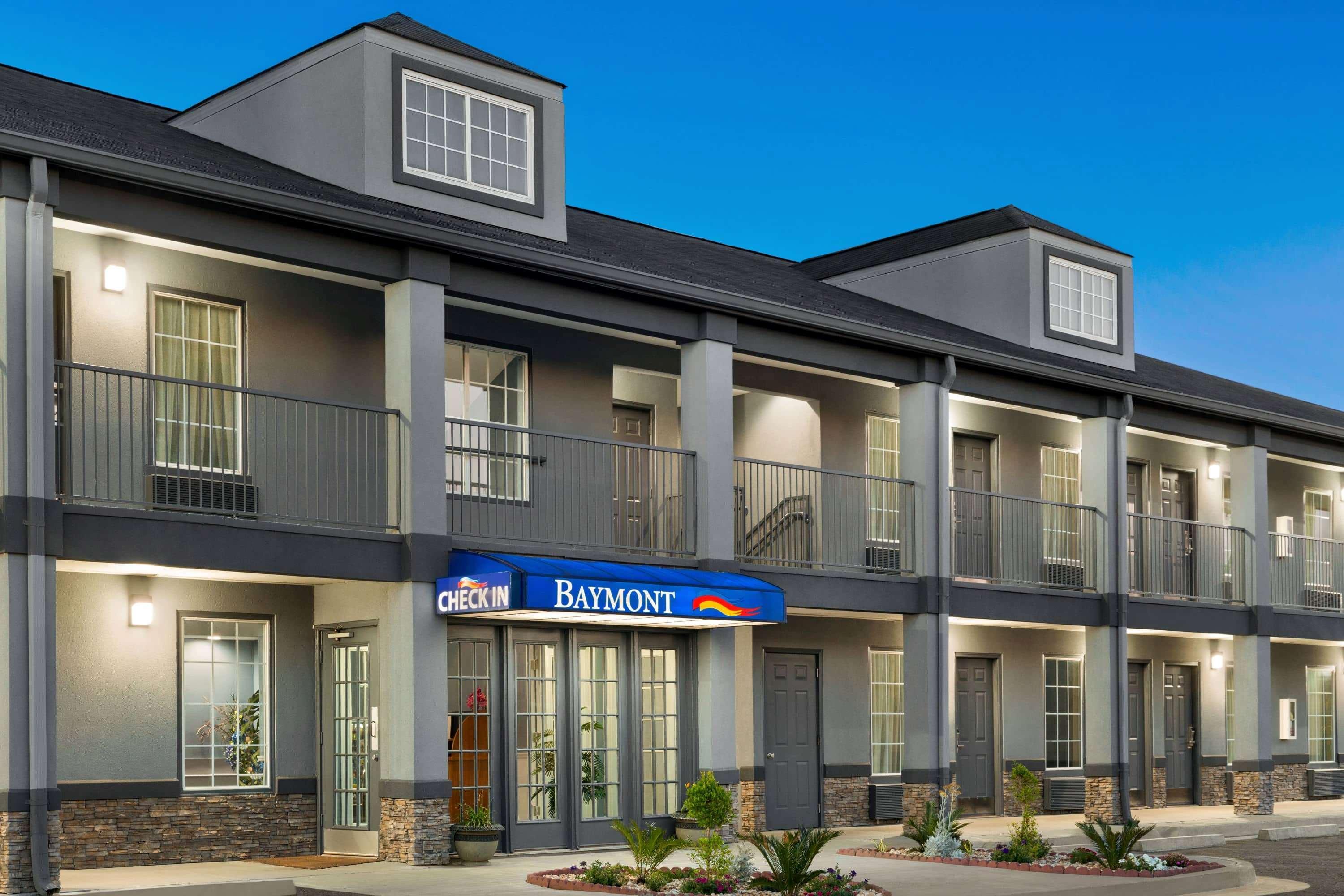 เบย์มอนต์ บาย วินด์แฮม วอร์เนอร์ โรบินส์ Motel ภายนอก รูปภาพ